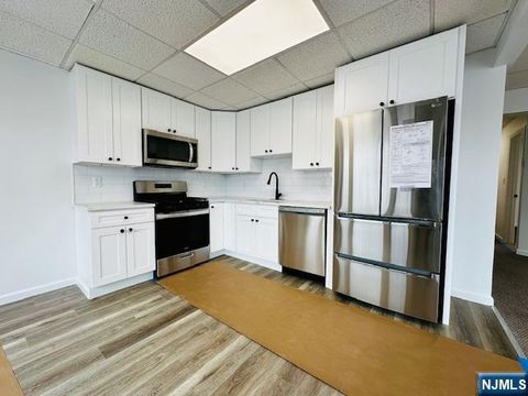 Photo of 1 W Columbia Ave #1, Palisades Park, NJ 07650 (MLS # 26018325)