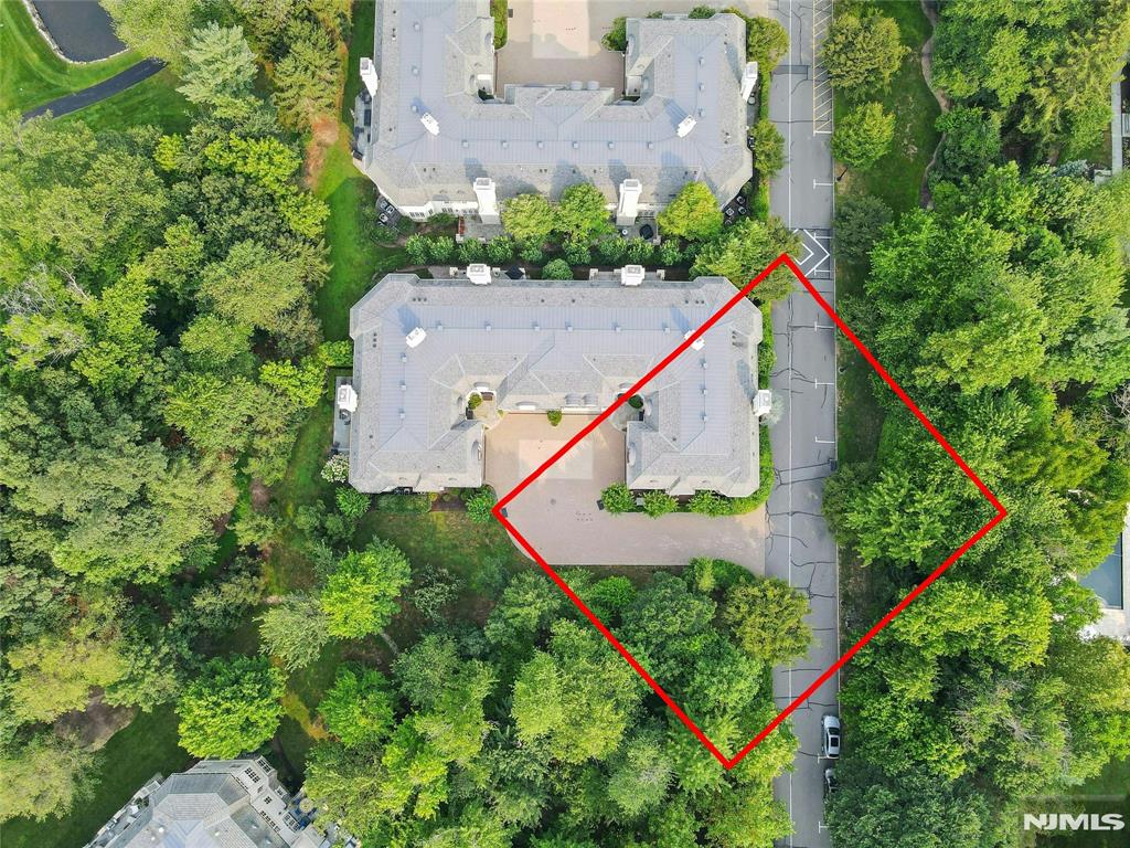414 Bellaire Drive