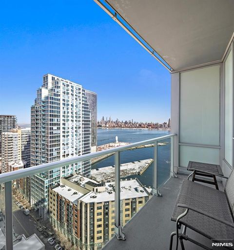 20 Newport Parkway 2609 Jersey City NJ 07310