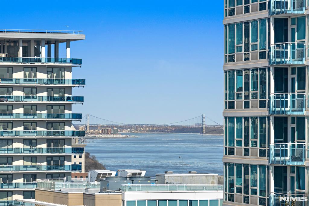 20 Newport Parkway 2609