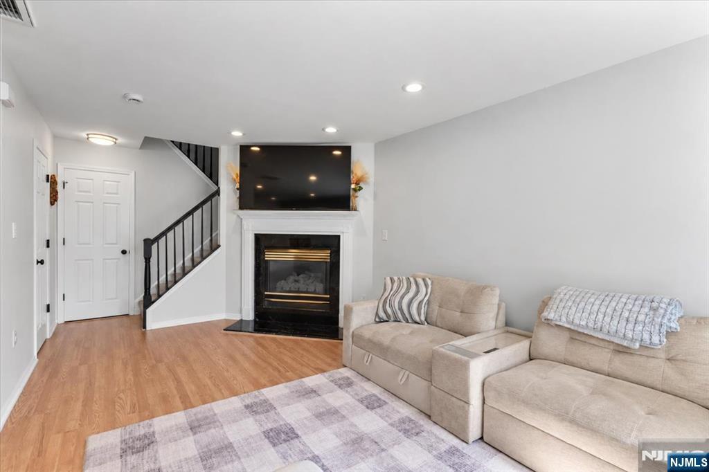 1066 Chedworth Circle