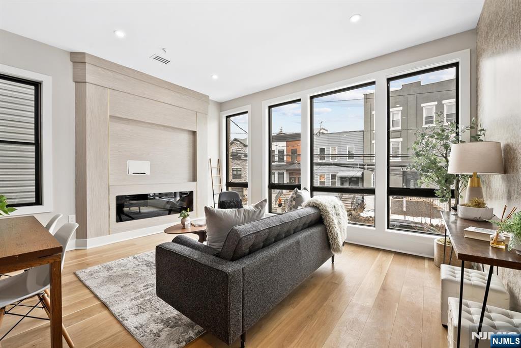 146 Sherman Avenue 2