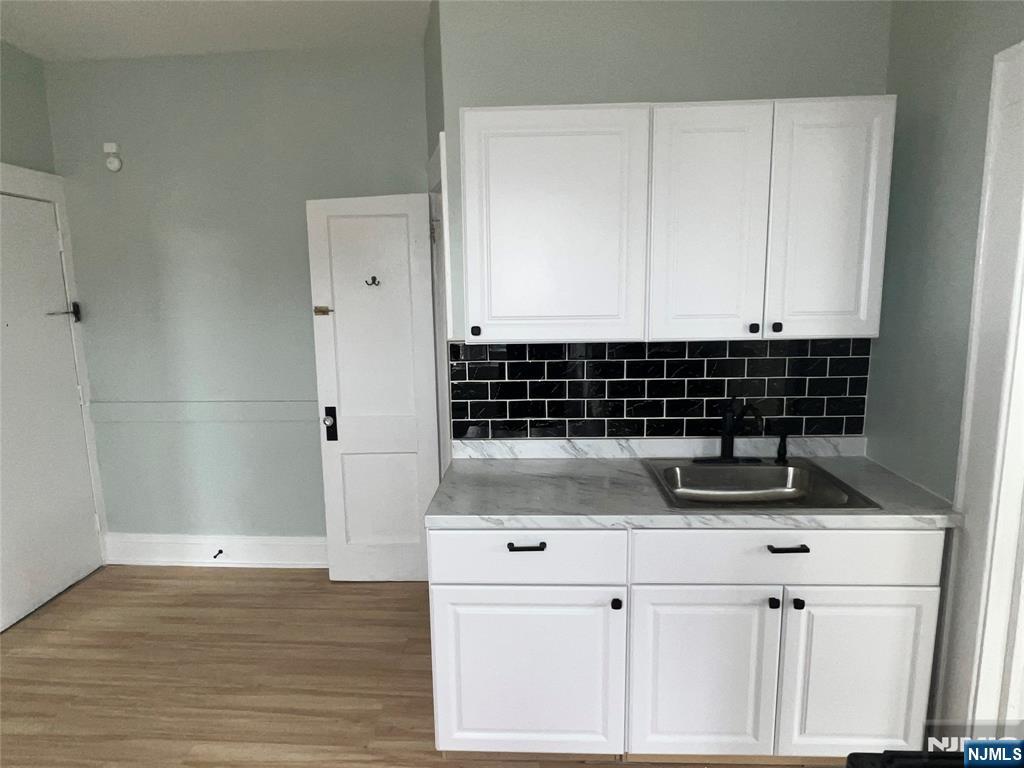 Passaic, New Jersey 07055, United States, 2 Bedrooms Bedrooms, ,1 BathroomBathrooms,Residential,Active,249170