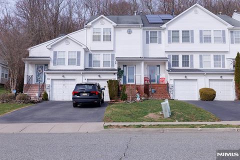 220 Canal Way Hackettstown NJ 07840