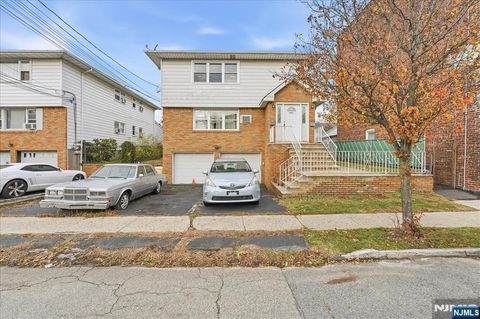 203 Westervelt Place Lodi NJ 07644