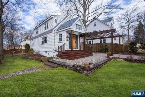 51 Day Avenue Tenafly NJ 07670