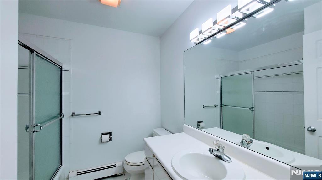 33 W Harwood Terrace