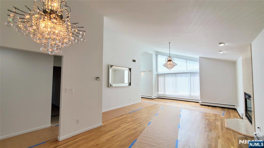 33 W Harwood Terrace