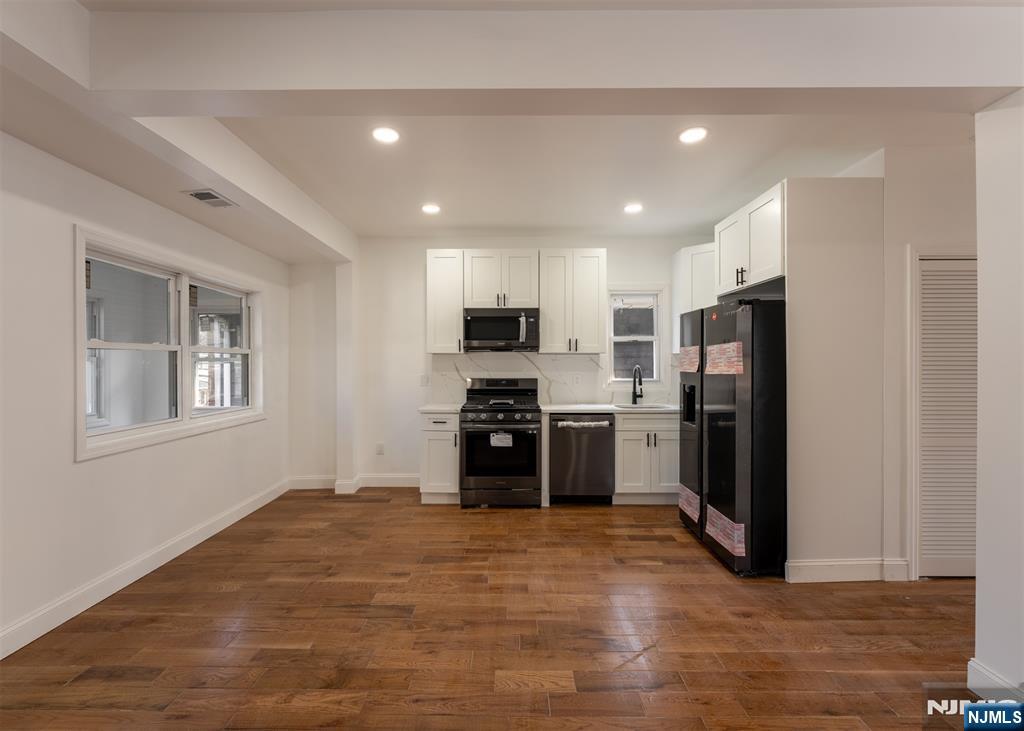 152 Washington Street