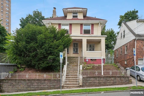 Photo of 1416 Scheerer Avenue, Newark, NJ 07112 (MLS # 26031685)