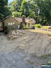 17 Onteora Road Vernon NJ 07422