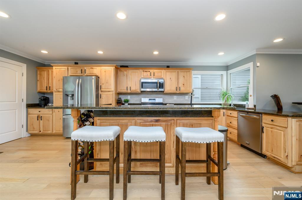 307 Squaw Trail