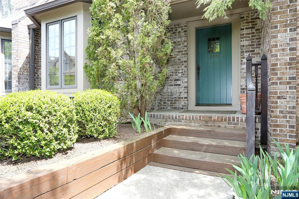 155 Ashley Place