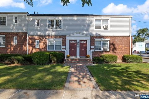 Photo of 206 Grand #B, Rutherford, NJ 07070 (MLS # 26008919)