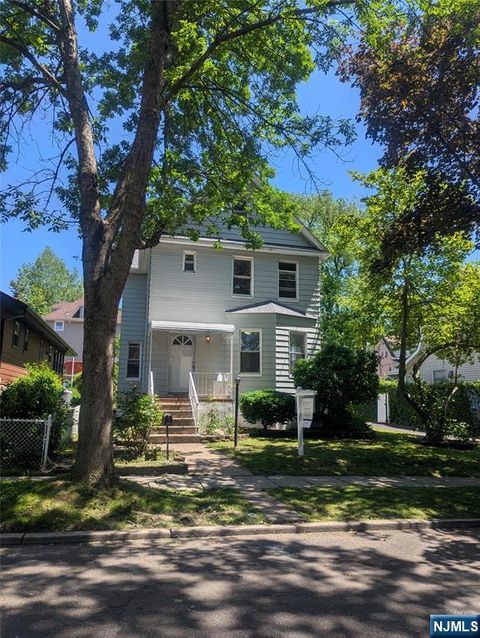 47 7th Street Ridgefield Park NJ 07660