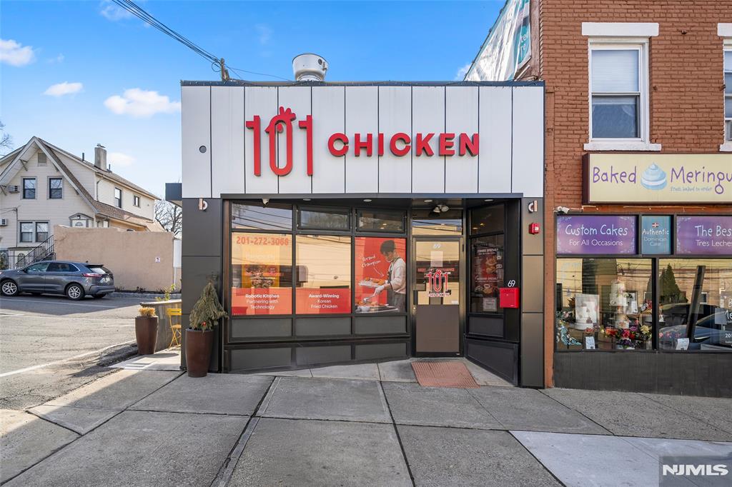 69-71 Ridgefield Avenue