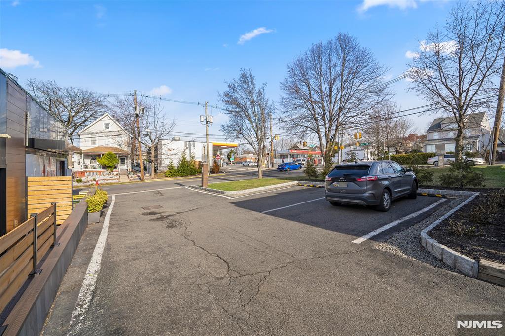 69-71 Ridgefield Avenue