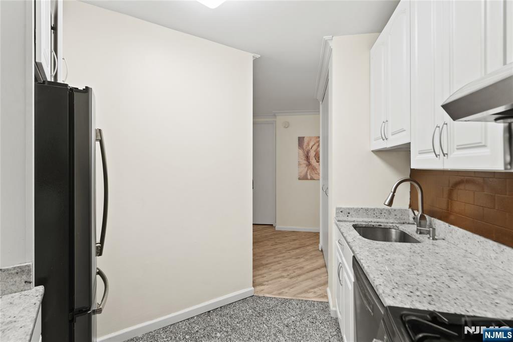 7004 Boulevard East 6A