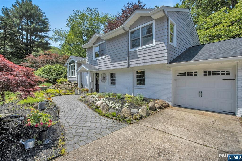 51 Deer Trail Road