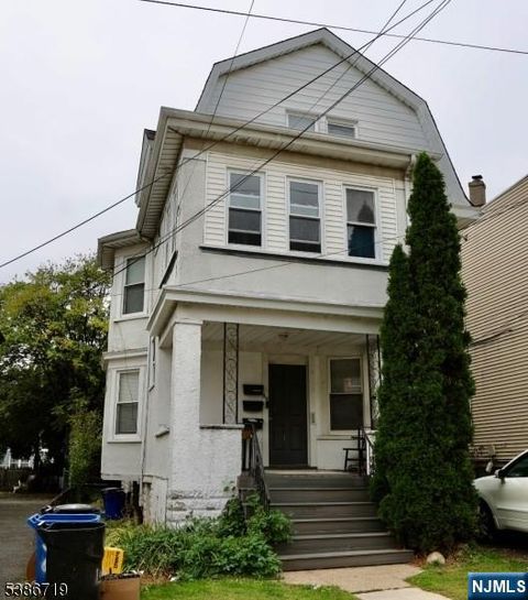 88 Riggs Place West Orange NJ 07052