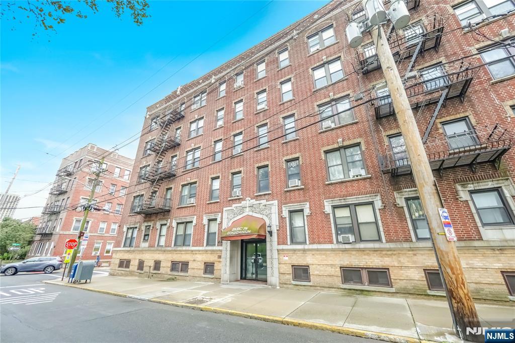 301 79th Street E4