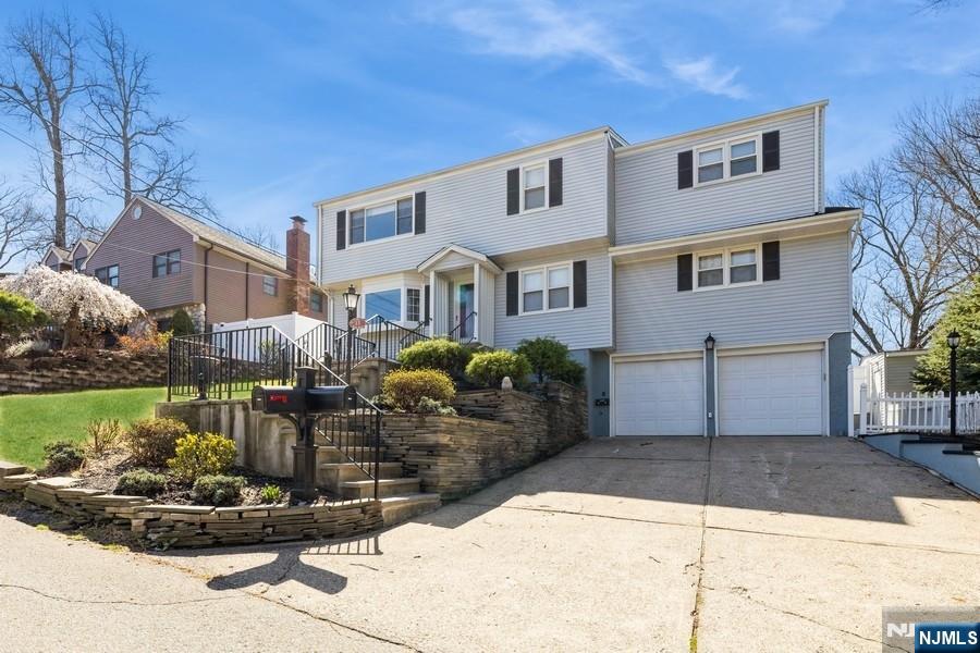 15 Blish Place
