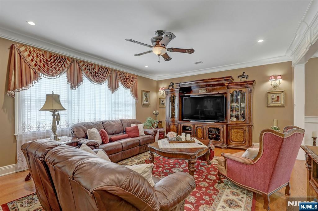 141-143 Maple Avenue
