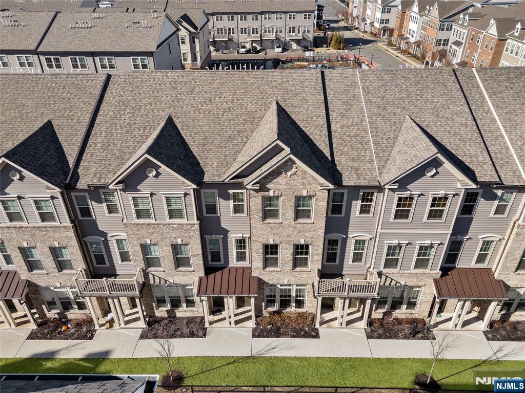 11 Arnold Drive