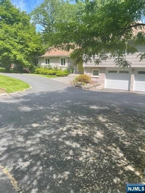 17 Mountain Drive West Orange NJ 07052