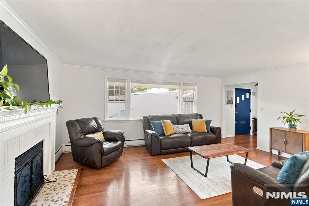 2 Eagle Terrace
