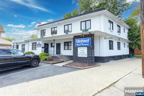 Photo of 221223 Park Avenue, Rutherford, NJ 07070 (MLS # 26039015)