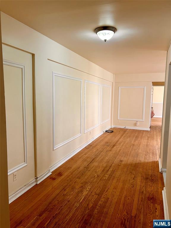2195 N Central Road 4H