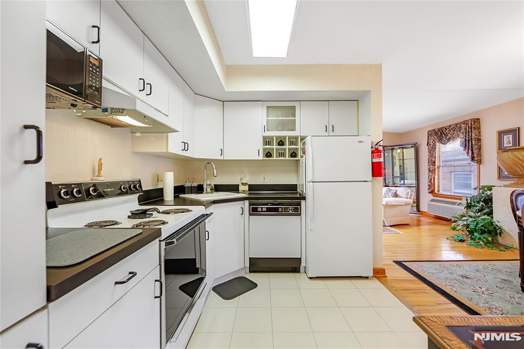 Property for Sale at 416 68th Street 12, Guttenberg, New Jersey - Bedrooms: 1 
Bathrooms: 1  - $290,000