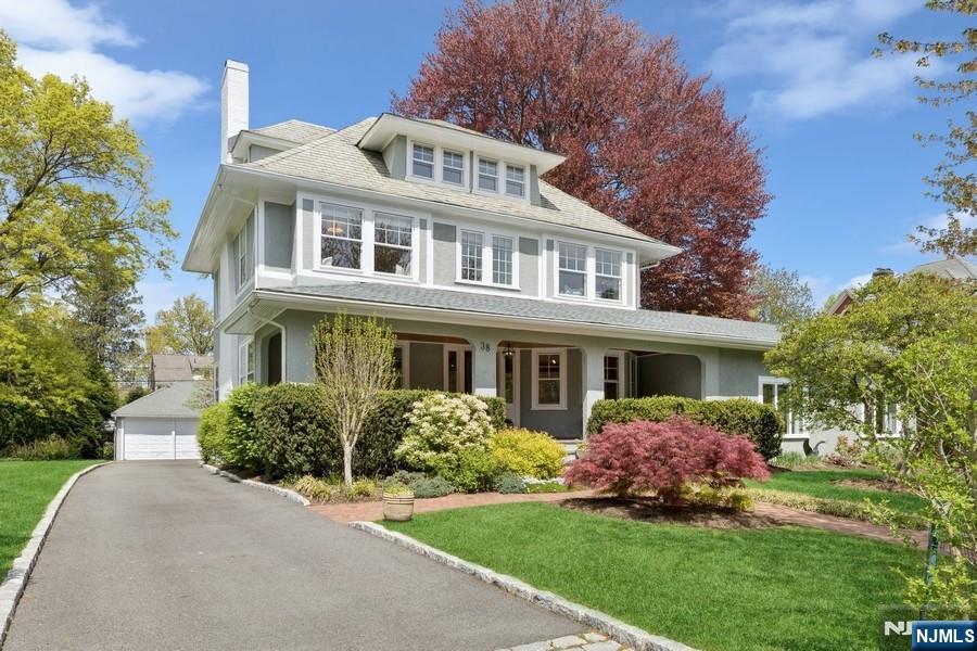Property for Sale at 38 Norman Road, Montclair, New Jersey - Bedrooms: 5 
Bathrooms: 4.5 
Rooms: 10  - $1,400,000