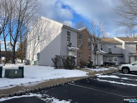 8 Packer Place Saddle River NJ 07458