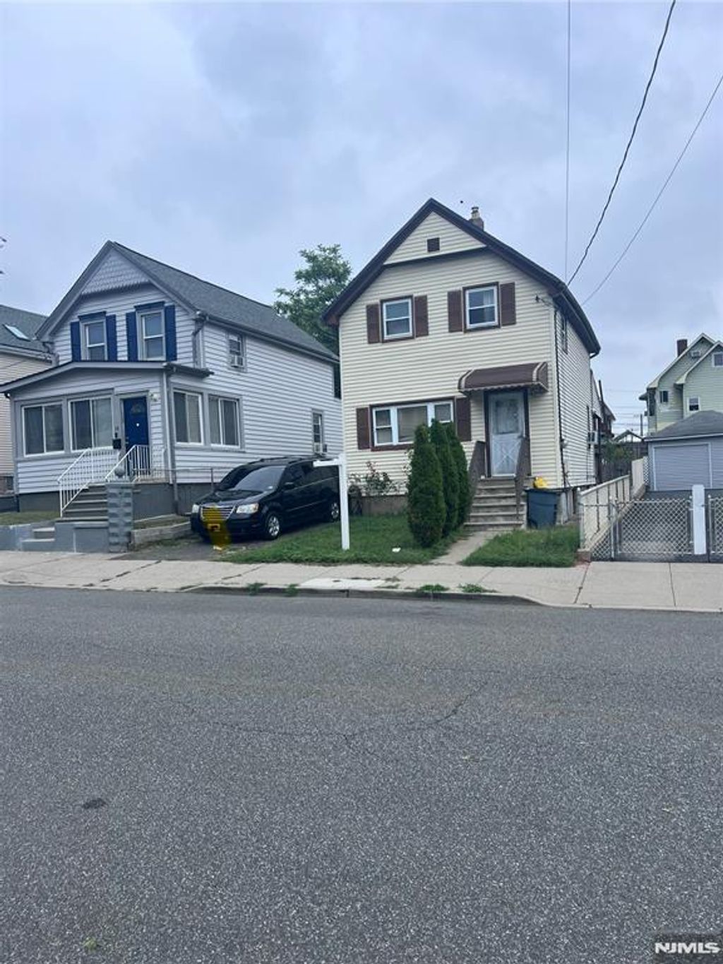 Photo of 12 Spencer Pl, Garfield, NJ 07026 (MLS # 25037298)