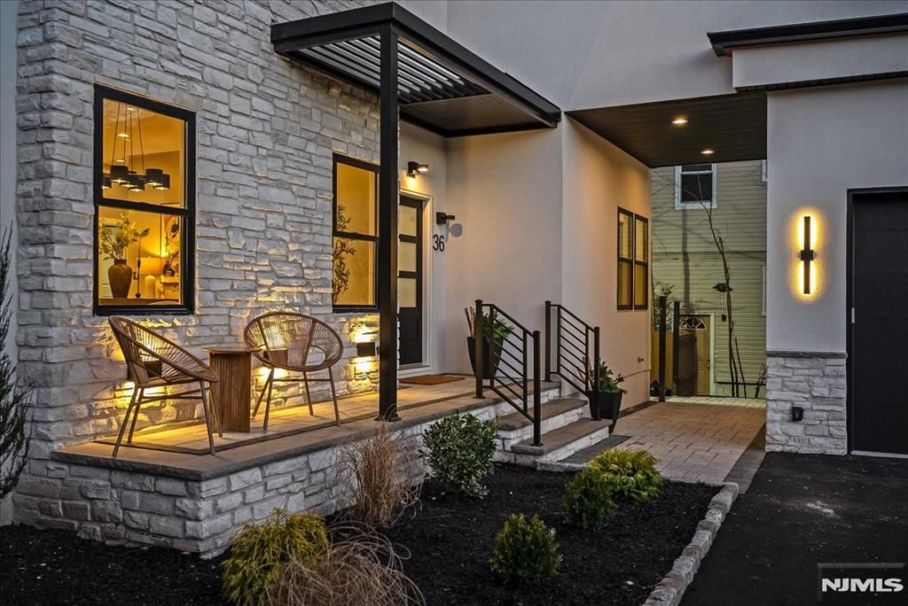 Photo of 36 James Street, Montclair, NJ 07042 (MLS # 25042550)