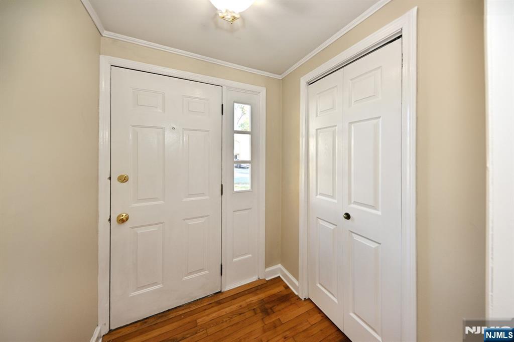 136 Waldwick Avenue