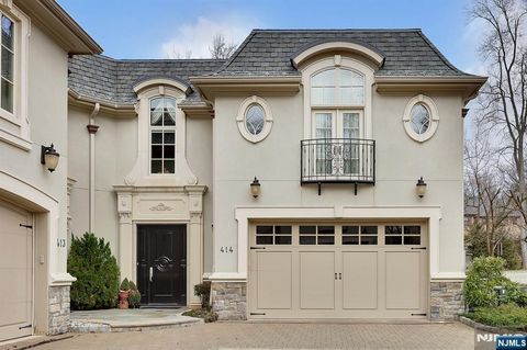 414 Bellaire Drive Demarest NJ 07627