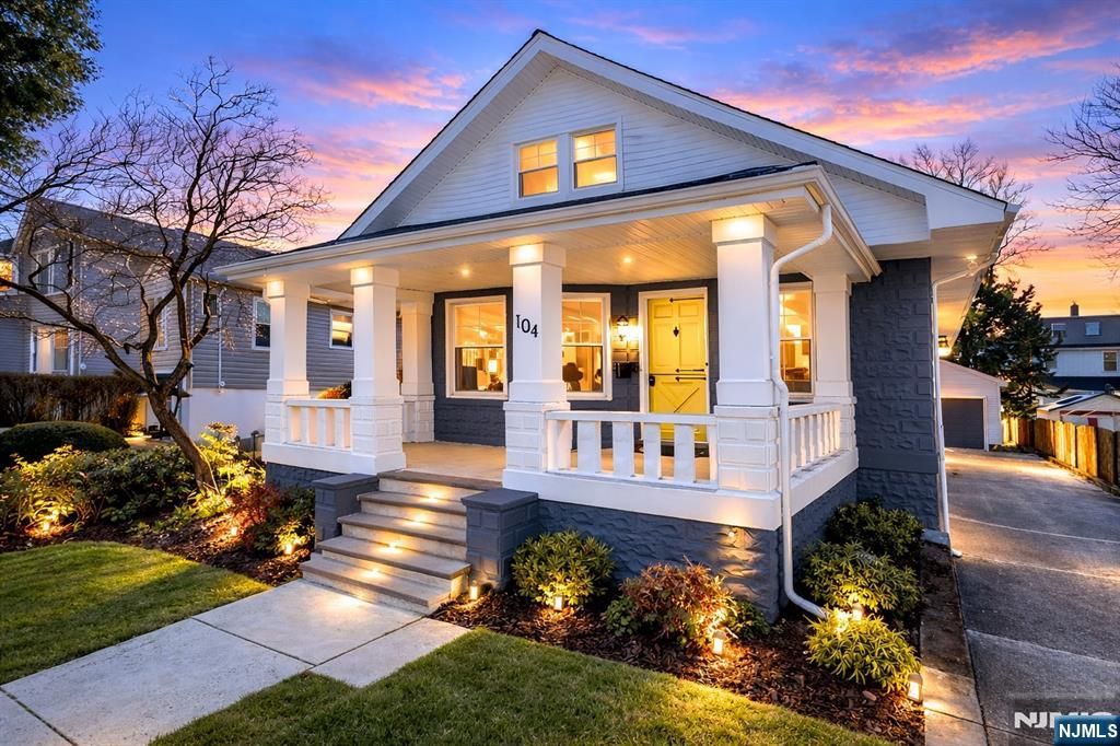 Photo of 104 Walter Avenue, Hasbrouck Heights, NJ 07604 (MLS # 26007304)