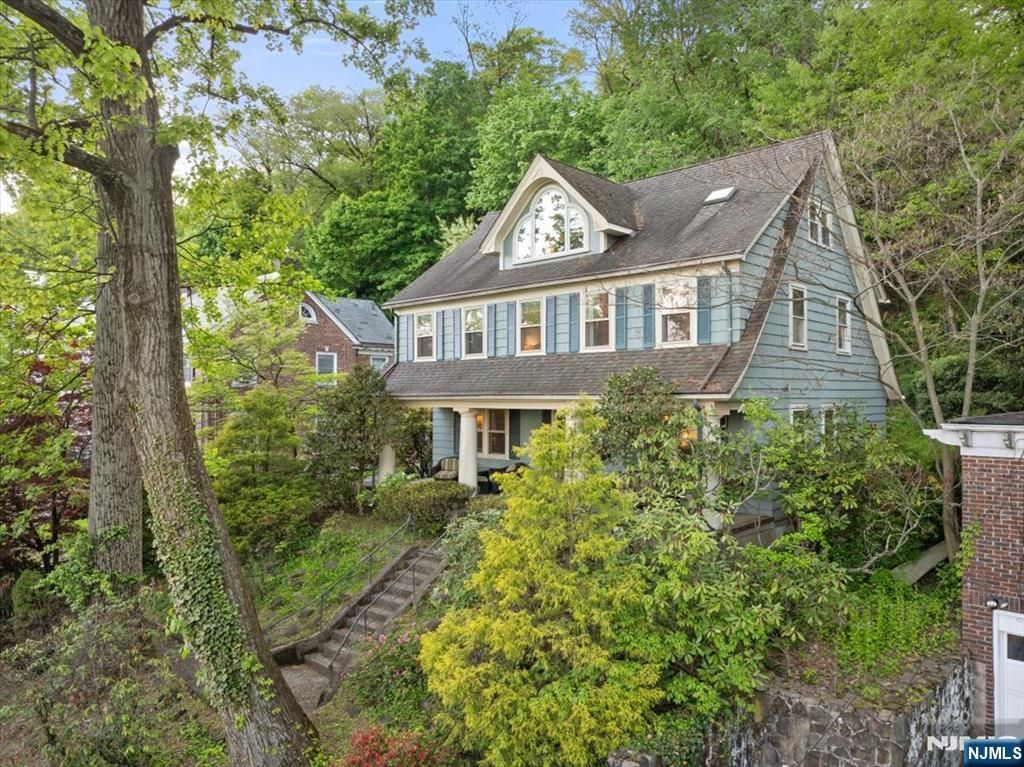 Photo of 52 Warfield Street, Montclair, NJ 07043 (MLS # 26017399)