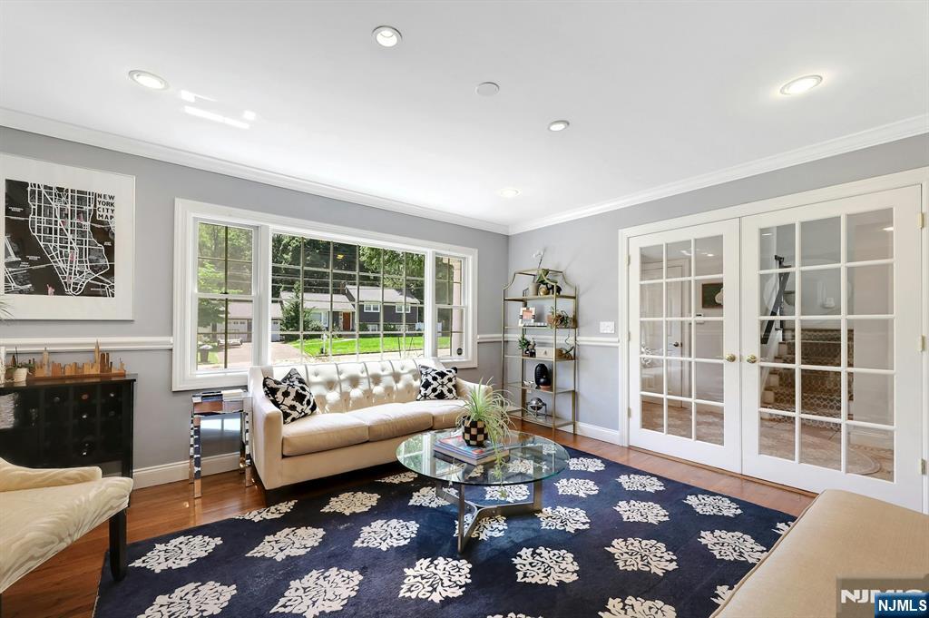 711 Pine Lake Drive