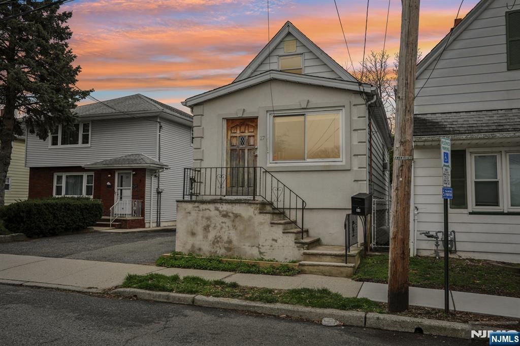 Photo of 17 Emma Place, Clifton, NJ 07013 (MLS # 26012077)