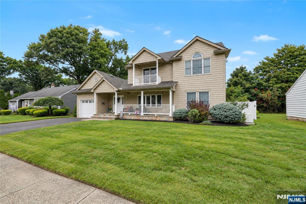 Homes for Sale in Northern NJ | ThisIsRiverEdge.com 630 Fermery Drive