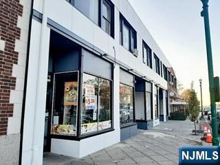 356-368 Cedar Lane 7