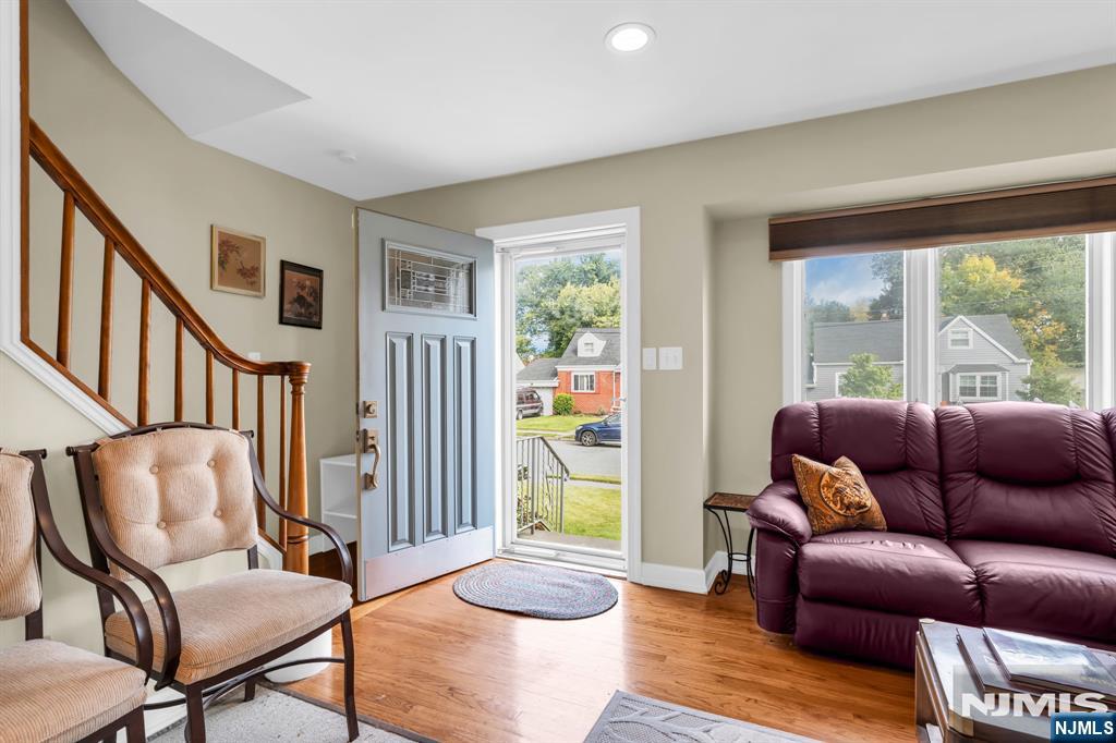 23 Schlosser Drive