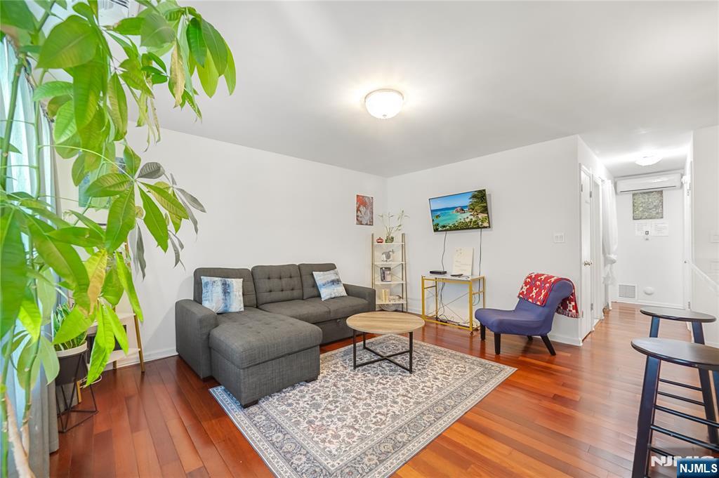 44 Coriander Way