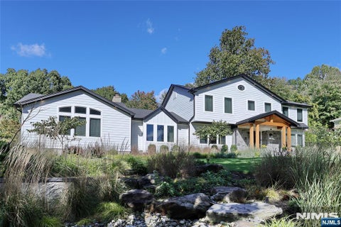 Photo of 12 Green Way, Old Tappan, NJ 07675 (MLS # 26038424)