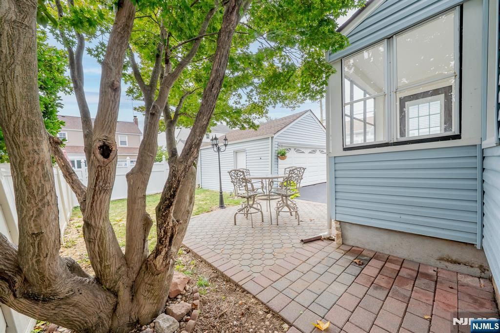 Photo of 29 Sunset Avenue, Belleville, NJ 07109 (MLS # 25033375)