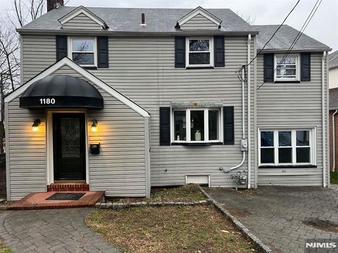 1180 Cumbermeade Road Fort Lee NJ 07024